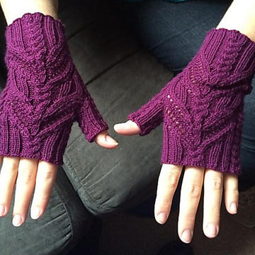 Everdeen Mitts