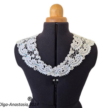 White Lace Irish Lace Detachable Collar "December"