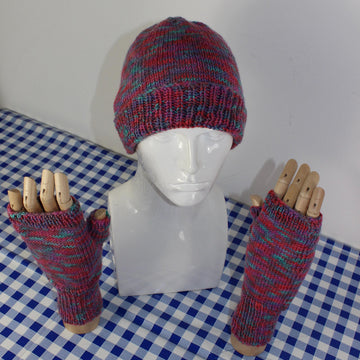 Self Striping beanie Hat & Fingerless Gloves CIRCULAR