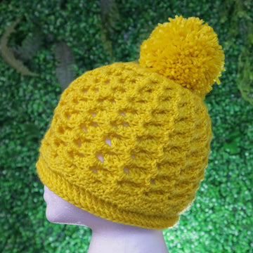 Unique 3D Textured Crochet Hat Pattern - Modern Ladies Fashion Beanie