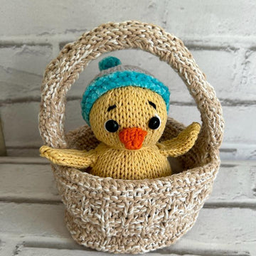 Easter Baskets and Baby Chick Knitting Pattern