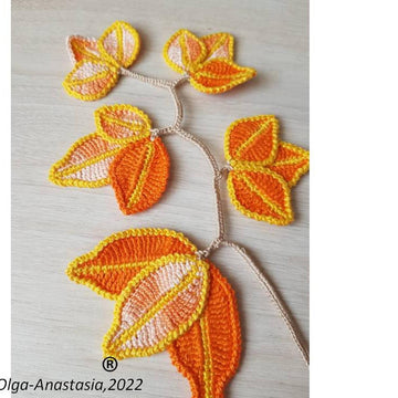 Bright autumn branch with leaves 5
