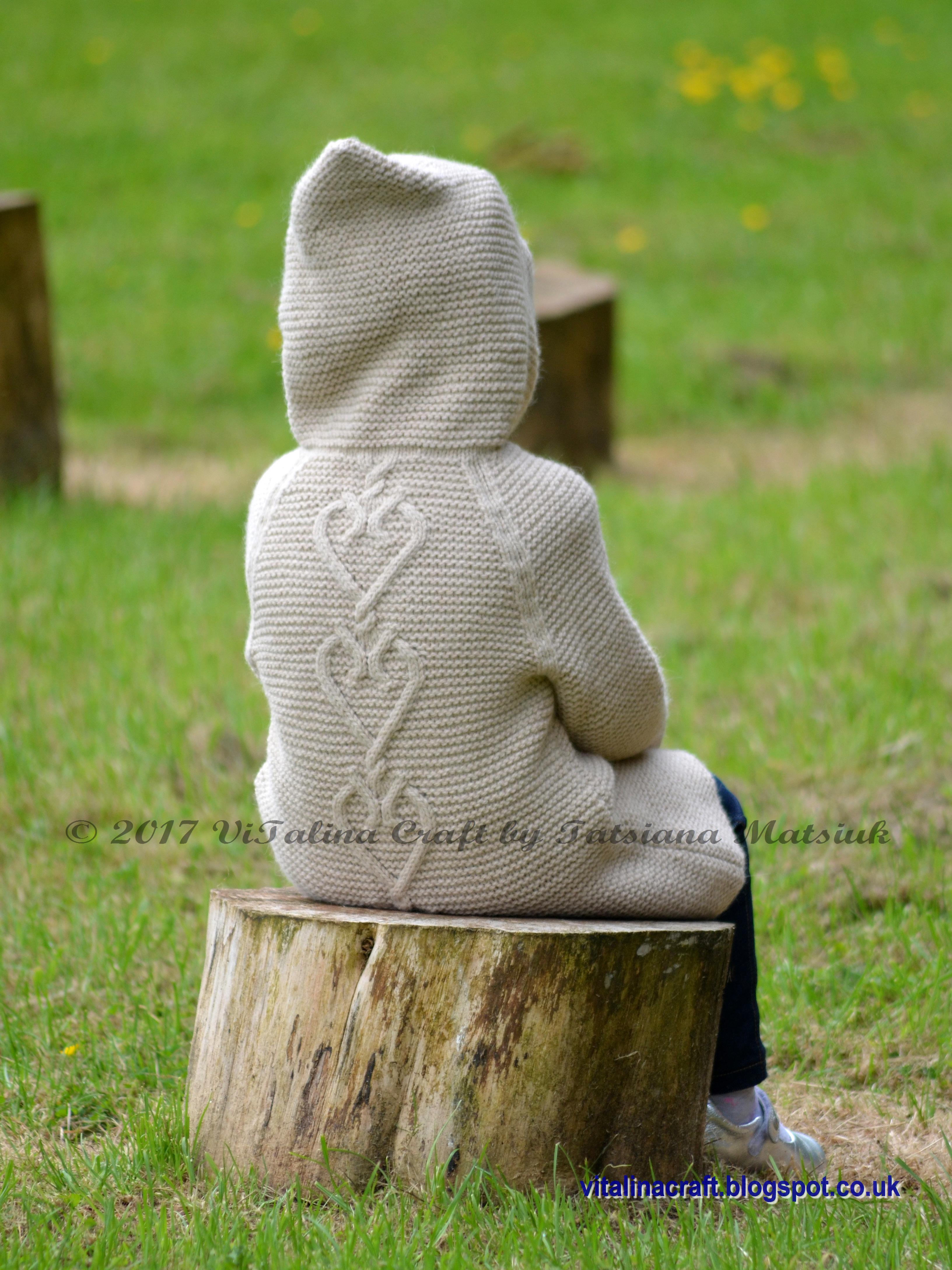 Hearts Queen Coat, Cardigan, Jacket