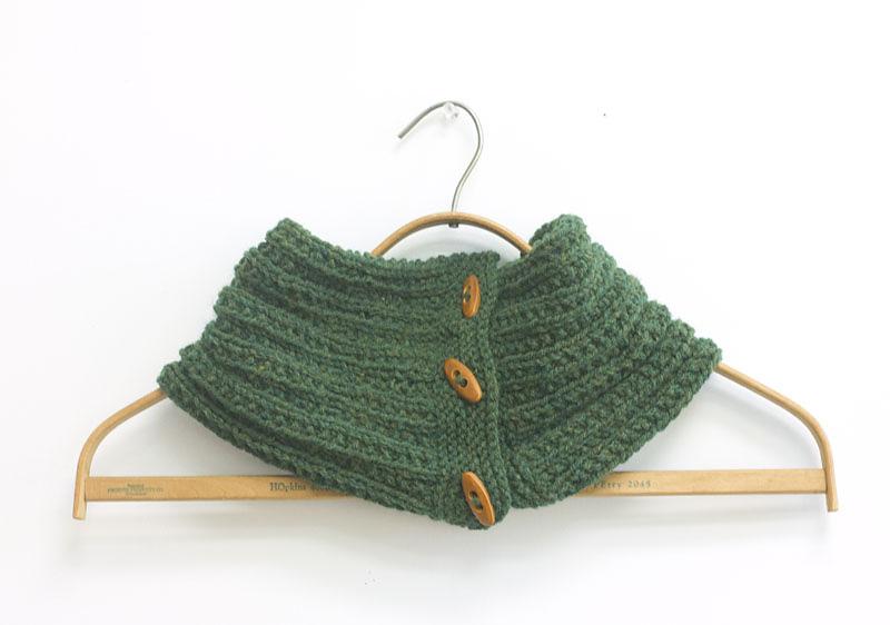 Knit Button Neck Warmer Scart
