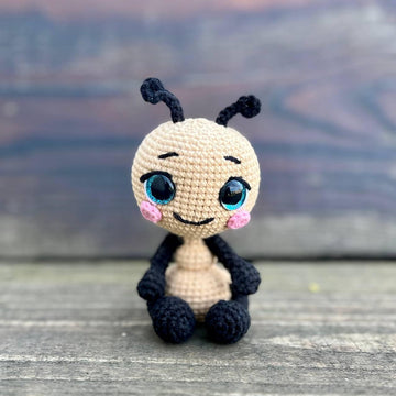 Quinn the Ant
