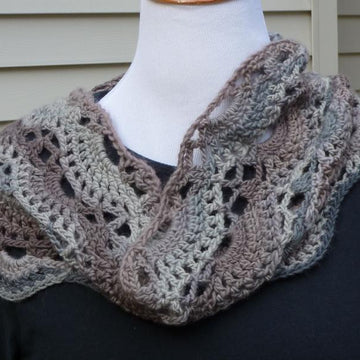 Hermosa: a crochet cowl