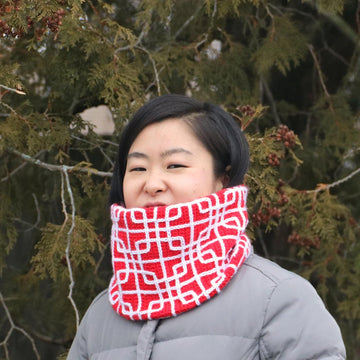 Chinese Lattice Cowl