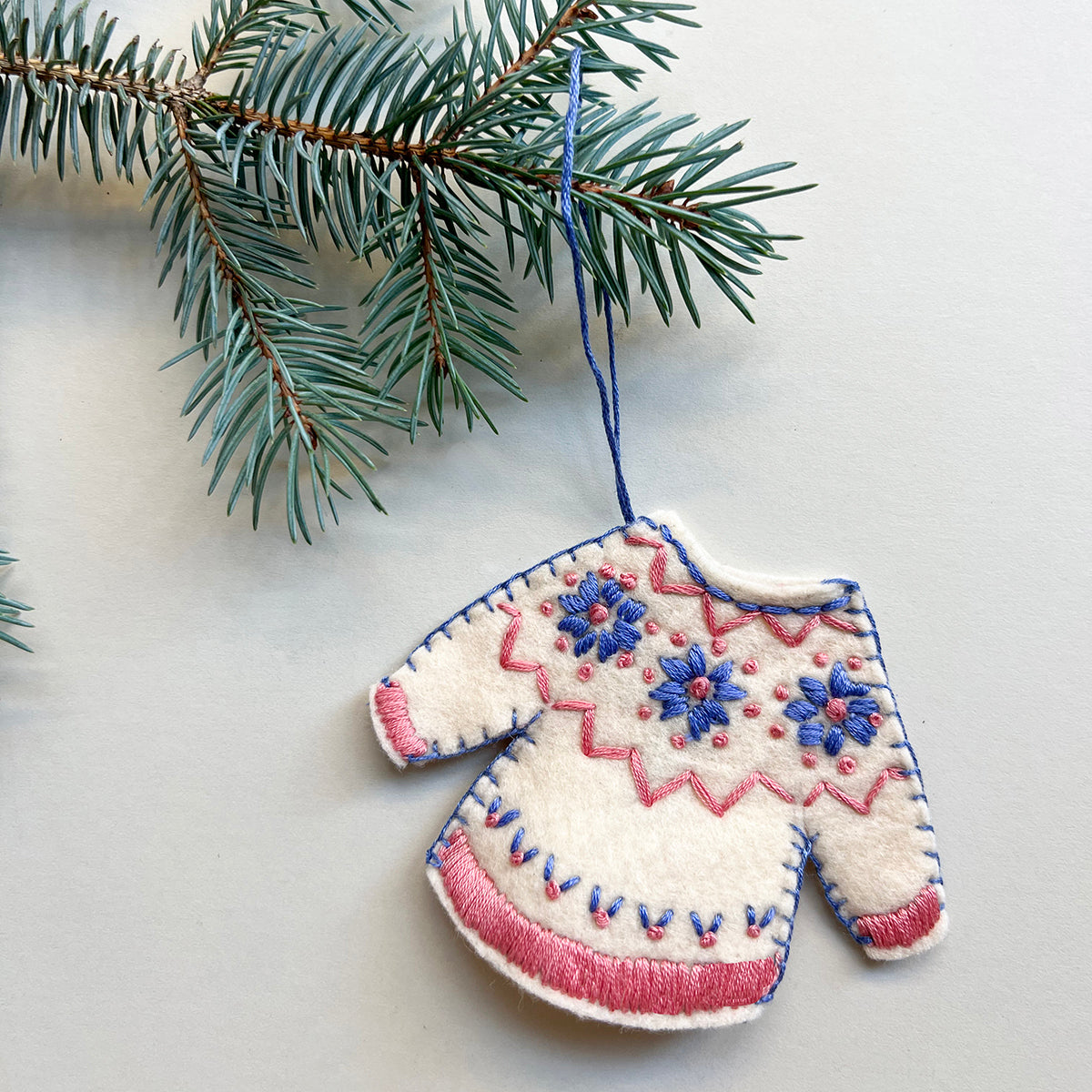 The Make Box 3 Fairisle Felt Decorations Needle Felting Kit - 24x11.4x2