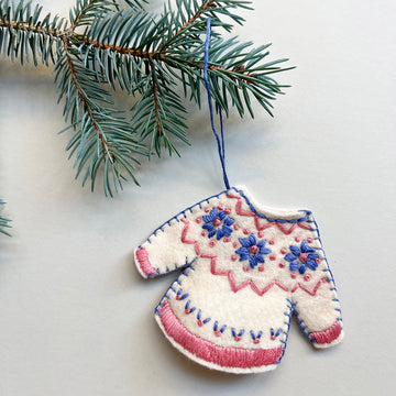 The Make Box 3 Fairisle Felt Decorations Needle Felting Kit - 24x11.4x2