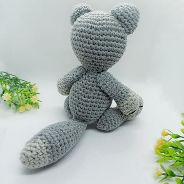 Crochet wolf amigurumi pattern