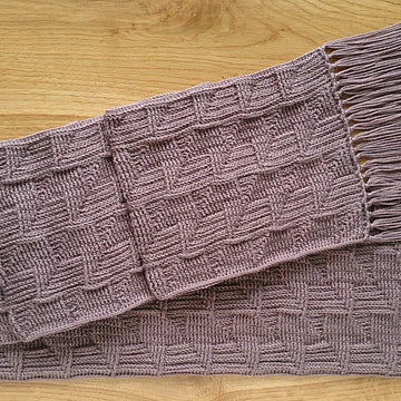 Meteorite scarf