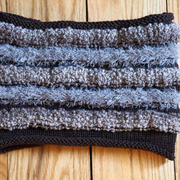 Cowl in Plymouth Yarn Chunky Merino Superwash & Arequipa Aventura & Fur - 101 - Downloadable PDF