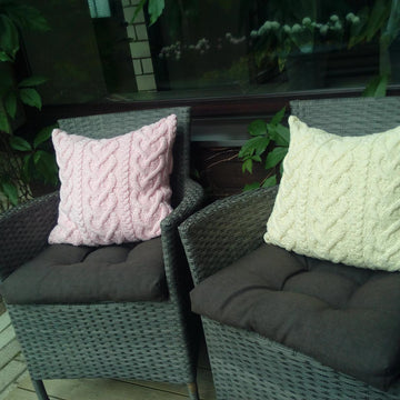 Cabled heart chain pillow
