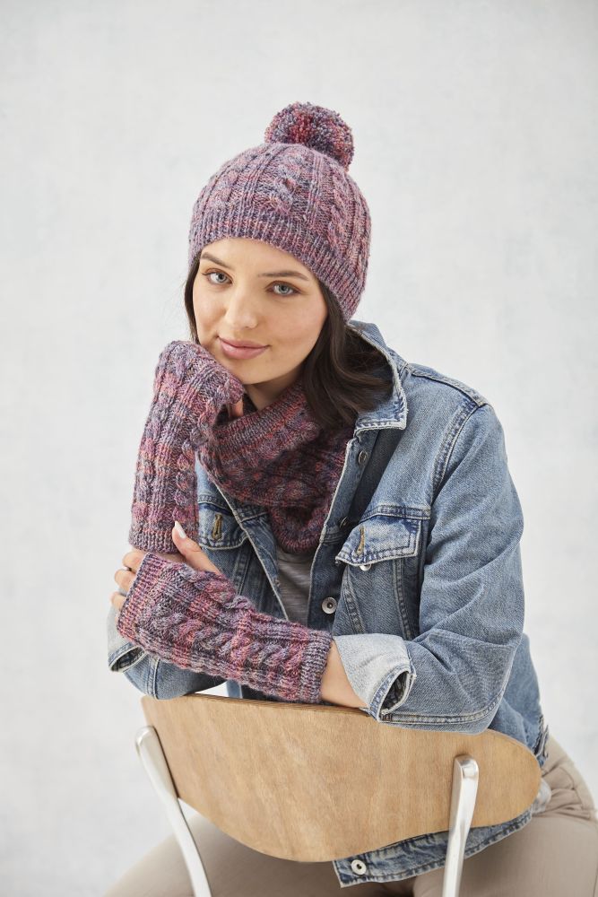 Accessories in in King Cole Homespun Prism DK - P5999 - Leaflet