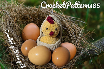Easter chick in an egg English -us