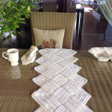 Table Runner N 142