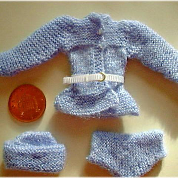 1:12th scale Ladies Cossack Suit Set