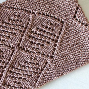 Lattice and Purl Cowl