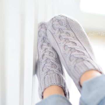 Ira’s Cable Knit DK Ankle Socks