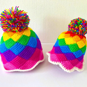 Mummy & Me beanies by HueLaVive