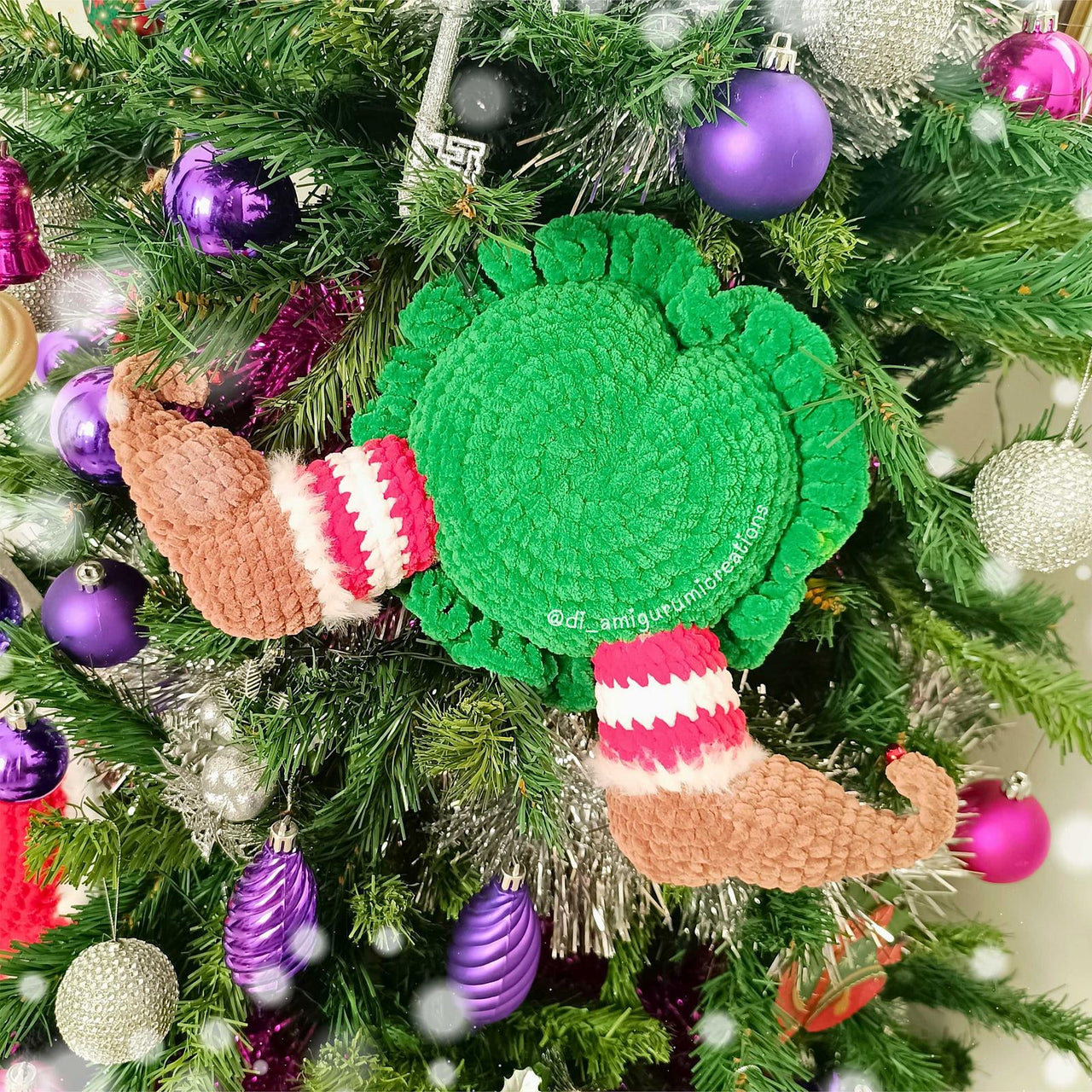 Elf Flop Ornament