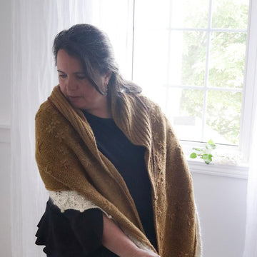 Rue Montaigne Shawl