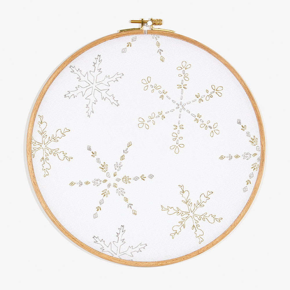 White Christmas in DMC - PAT0594 - Downloadable PDF