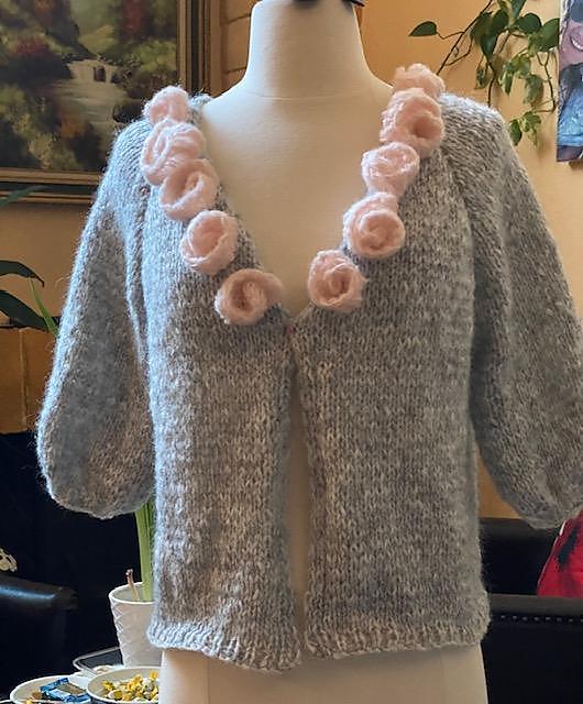 Romantic cardigan