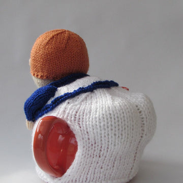 Lawn bowls lady tea cosy