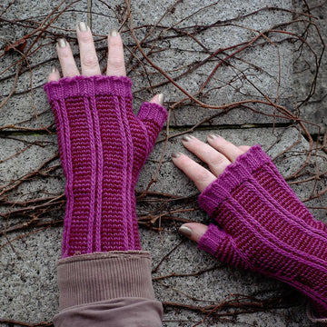 Pinstripes & Chains Mitts