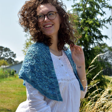 Miraflores Shawl