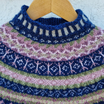 Kyrkeryr - jumper with round yoke and Norwegian pattern