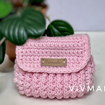 Mano and Mini Pouch