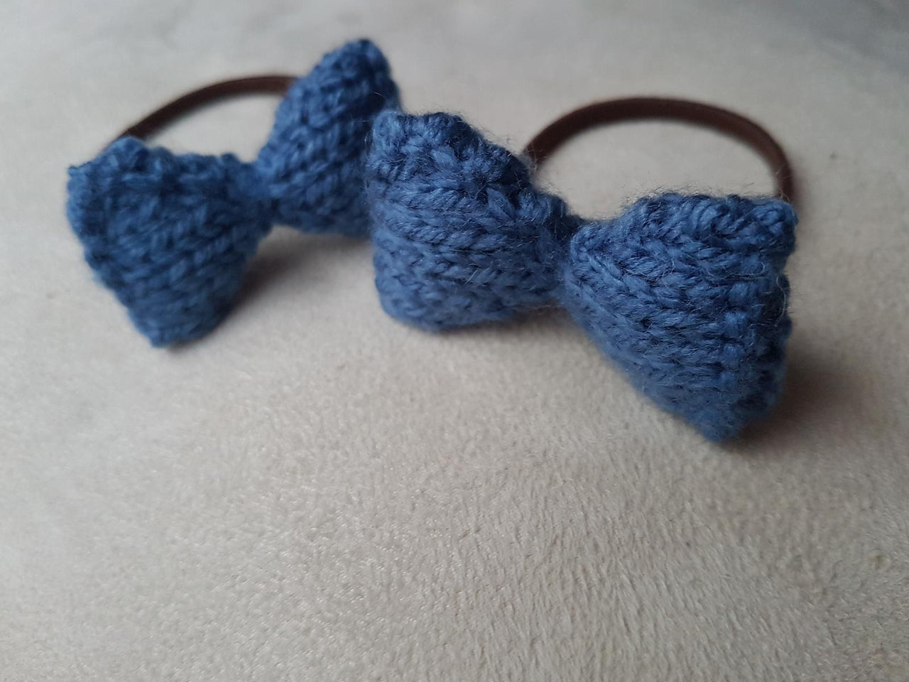 Knitted Bows