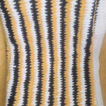 Three-Tone Luxury Chenille Baby Blanket Crochet Pattern