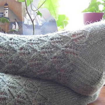 Falling Fern Socks