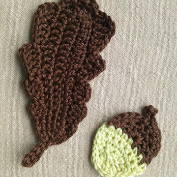 Oak leaf & acorn