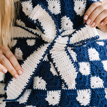 Women's Bowtie Granny Square Dress