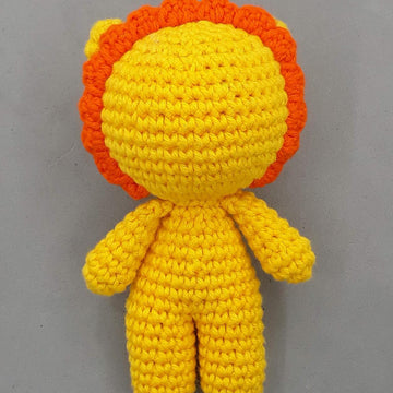 Lion amigurumi