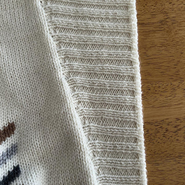 Cardigan with Geometric Colourwork