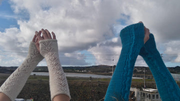 Ladies long fingerless lace and cabled mittens