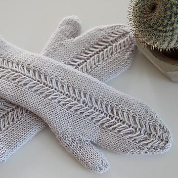 Amanda reversible mitts