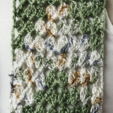 The EASY Ripple Granny Square Scarf
