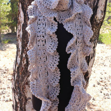 Chunky Crochet Ruffle Scarf "Troodos"