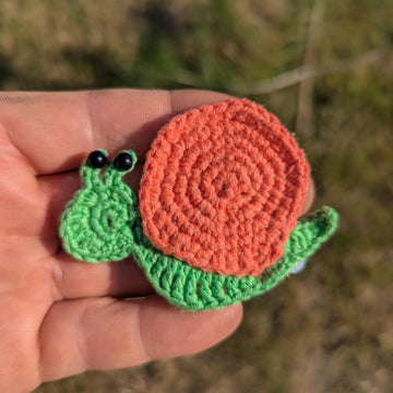 Snail Hair Clip English-US