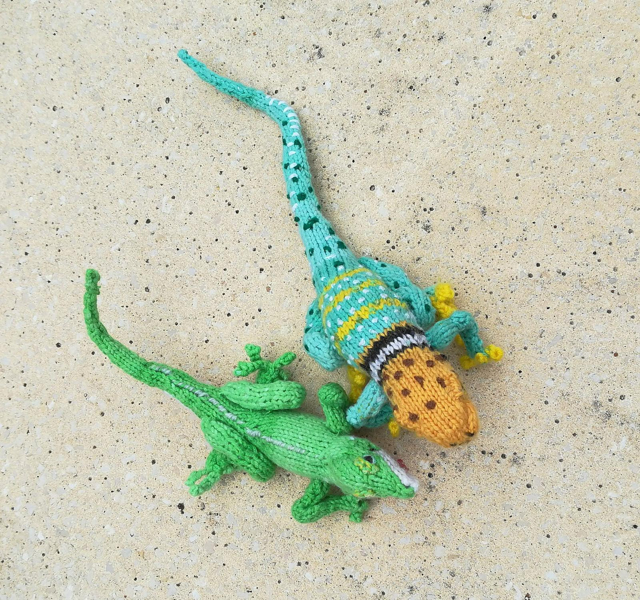 Lustrous lizards