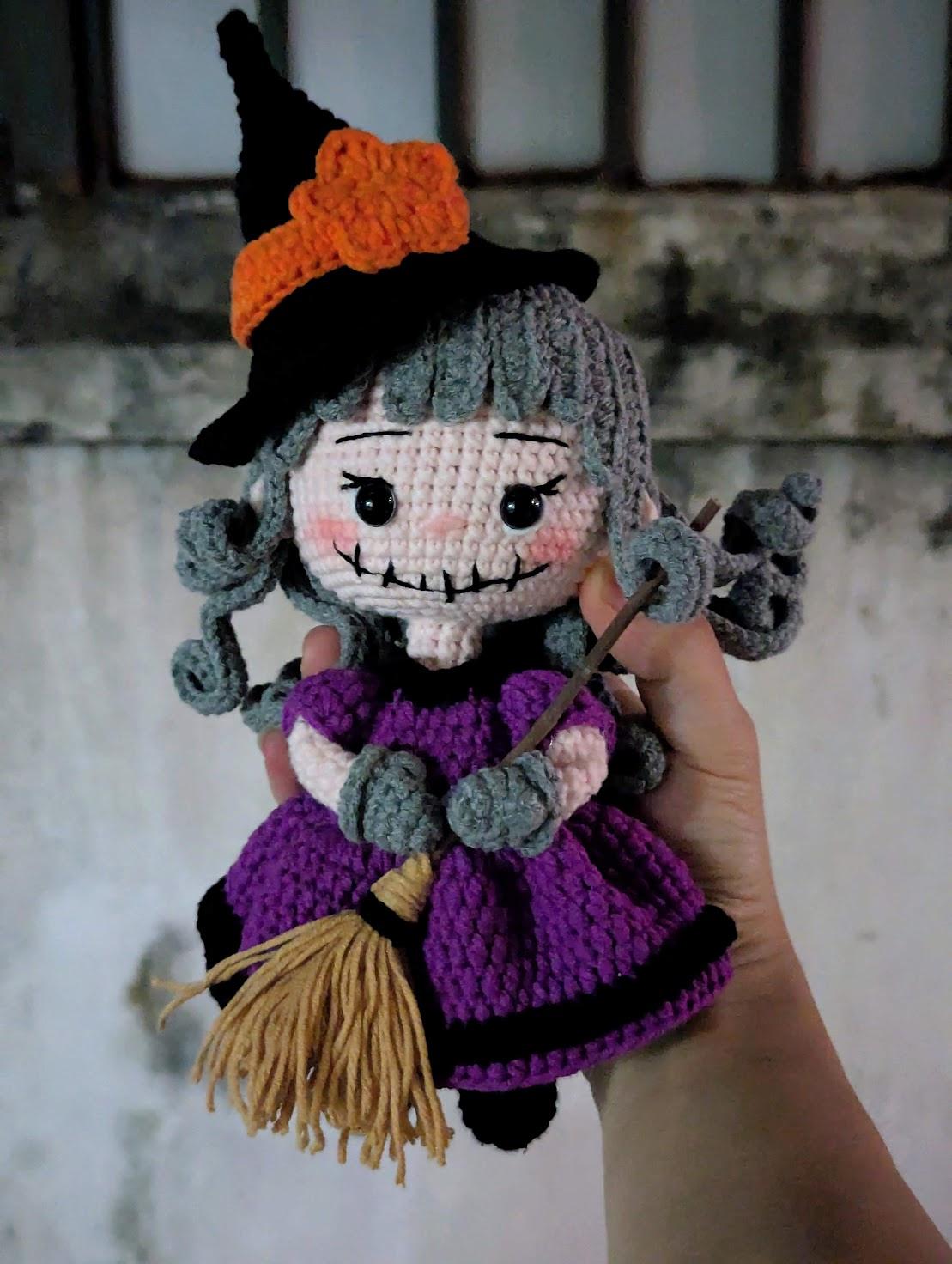 STITCHY the Spooky Cute Witch