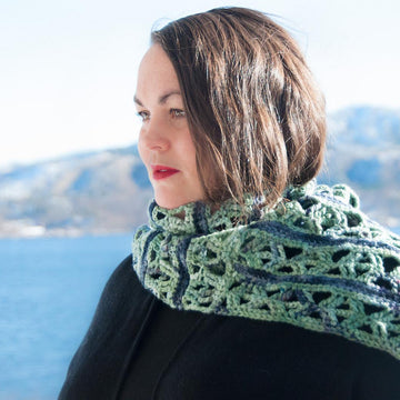 Shine Spring Cowl