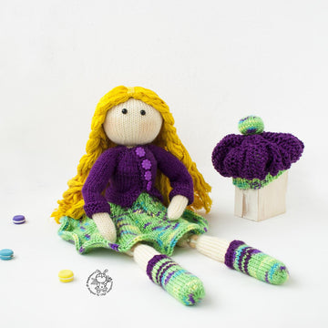 Doll Janet (Beads jointed ) knitted flat