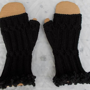 Elegant Ribbed Mitts